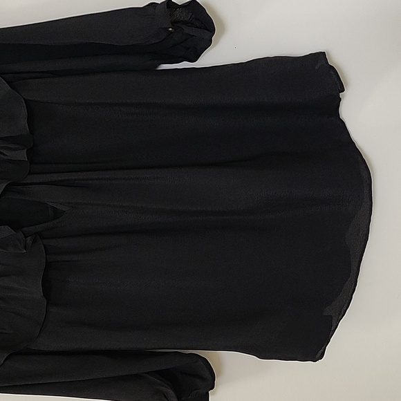 Anthro MAEVE RUFFLE COLD SHOULDER CUT OUT LIGHTWEIGHT BLACK DRESSY BLOUSE SIZE 2 - Picture 11 of 15